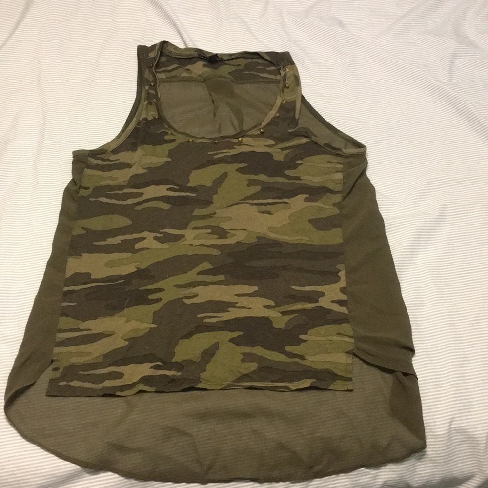 Women’s Express tank. Size small